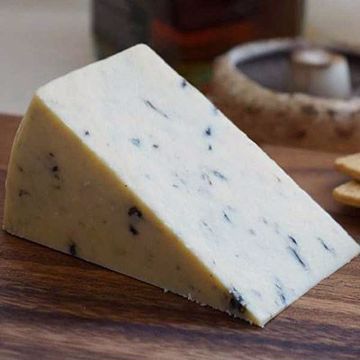 Picture of Ford Farm Cheddar with Black Truffle 2/3 kg